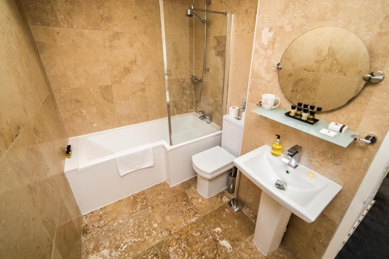 The Hugo - Hotel Concept Canterbury Luaran gambar